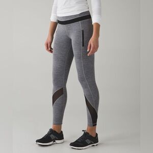 Lululemon Size 2 Inspire Tight II (Mesh) Space Dye Camo Black Crop Leggings
